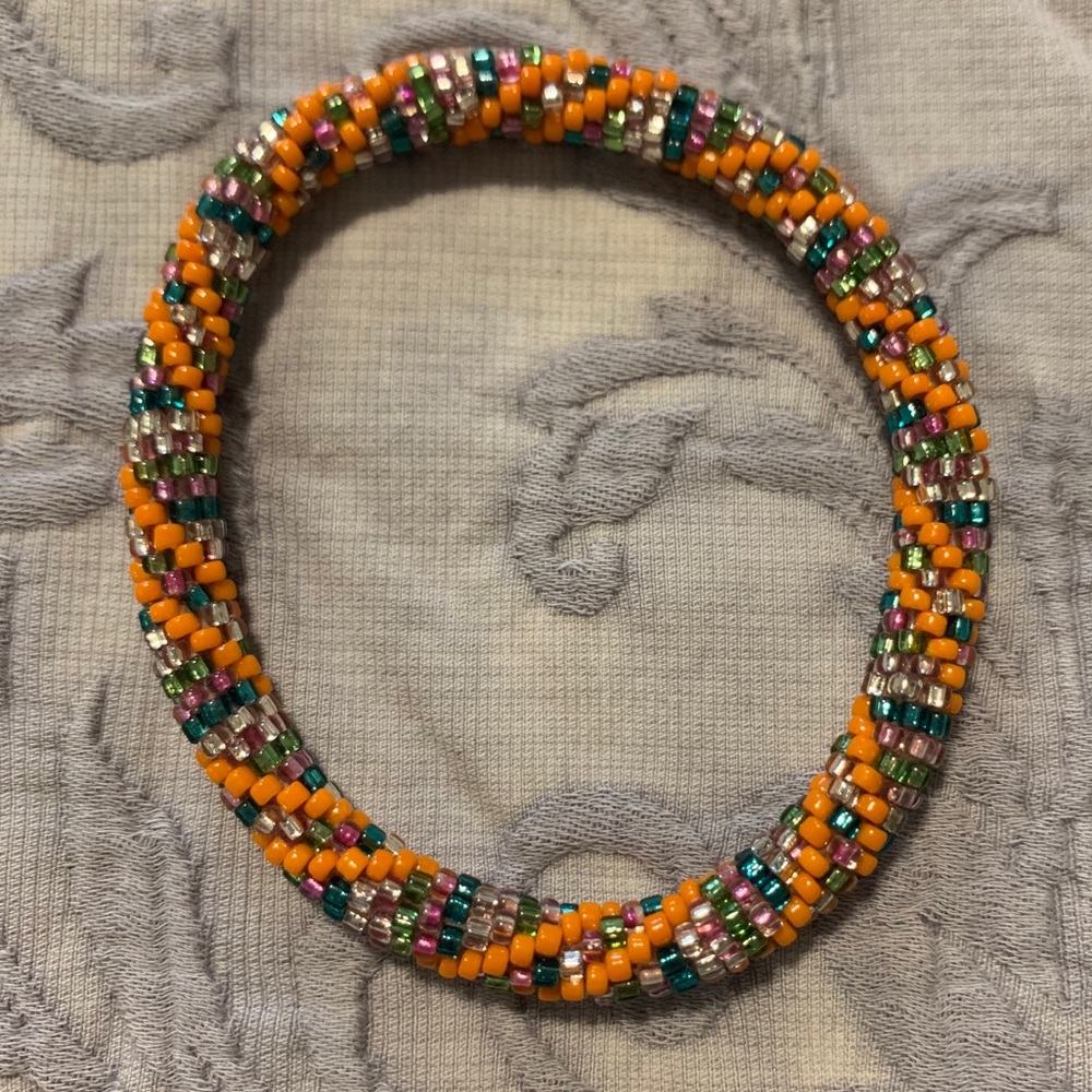 Bead bracelet